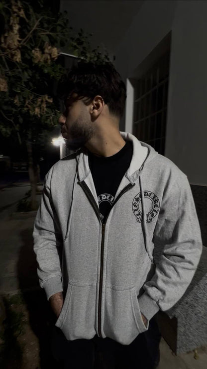 CLOSED CIRCLE ENSEMBLE